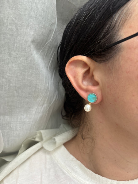 Turquoise Pearl and Gold Bead Studs