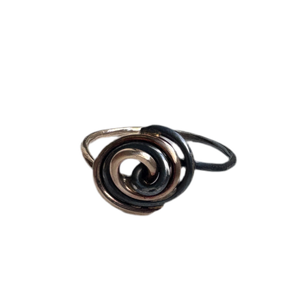Black and Gold Knot Ring