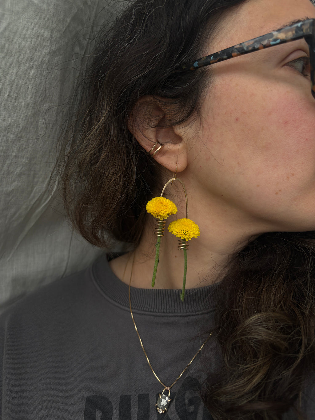 Double flower holder dangles