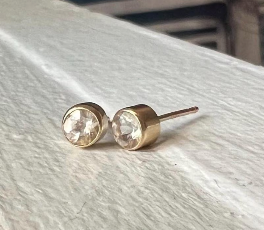 Arkansas Quartz studs in 4mm 14k gold bezels  diamond alternative