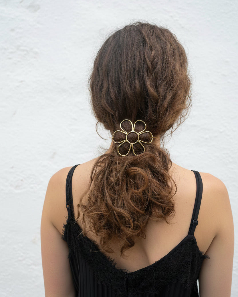 Flower Hair Side Set with Hair Pin and Big Brass Daisy