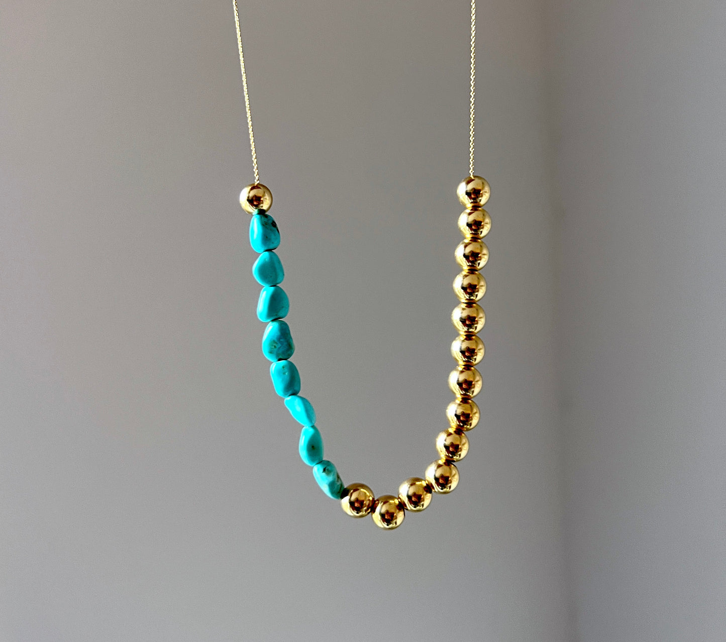 Turqoise and Gold Beaded Necklace