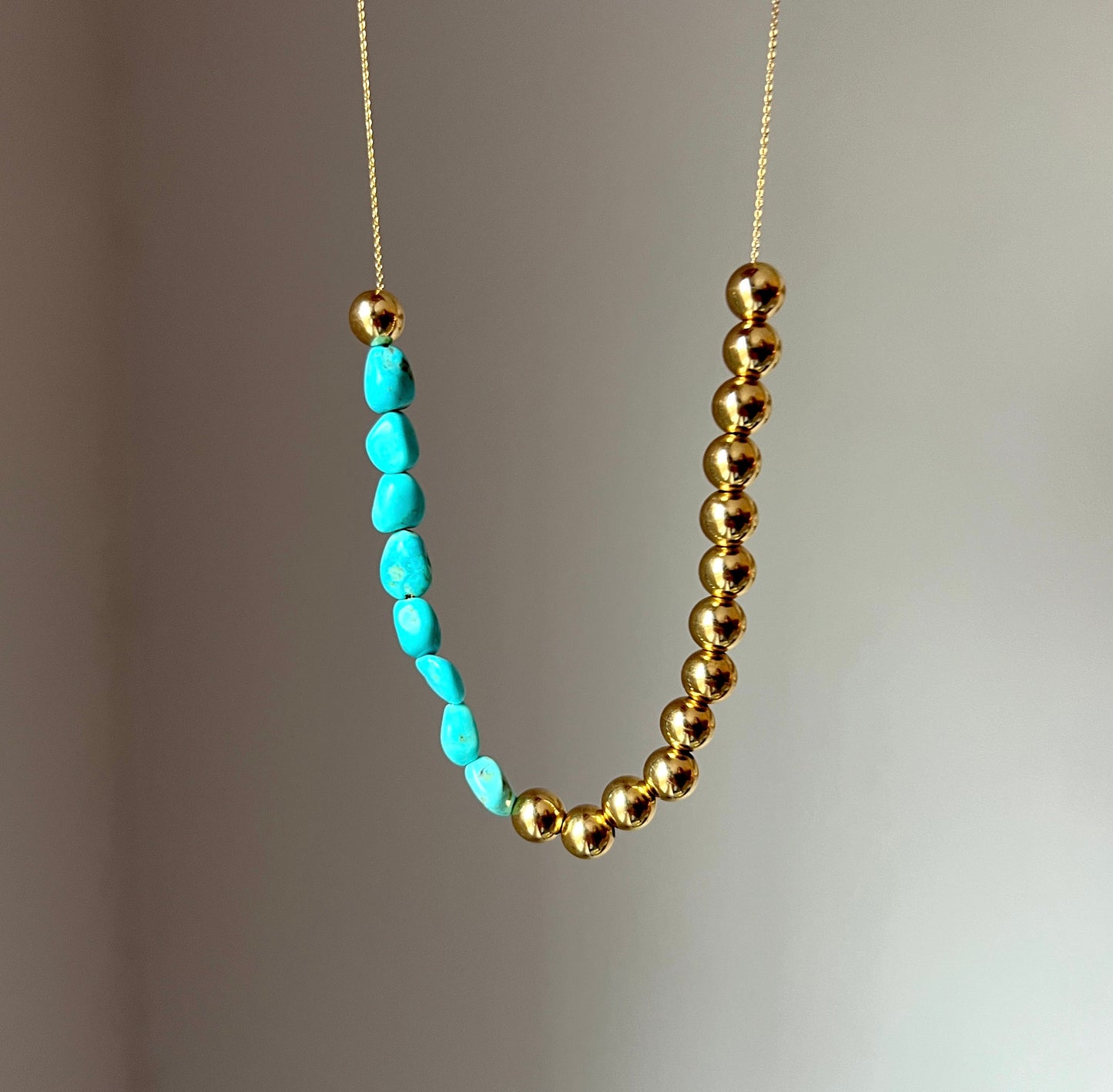 Turqoise and Gold Beaded Necklace