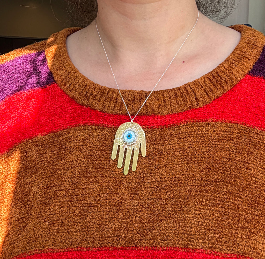 Hamsa With Evil Eye in Braided Bezel