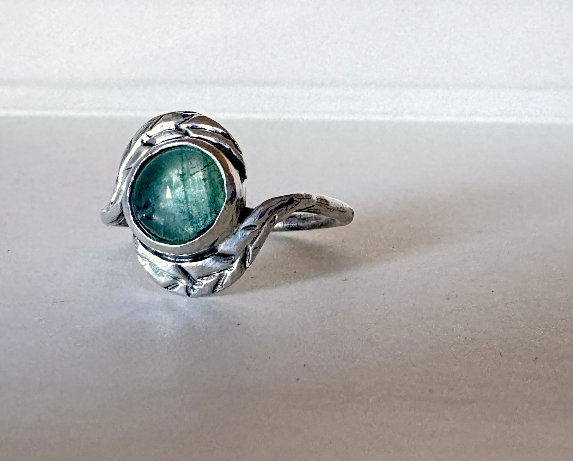 Emerald Leaf Hug Ring in Sterling Silver