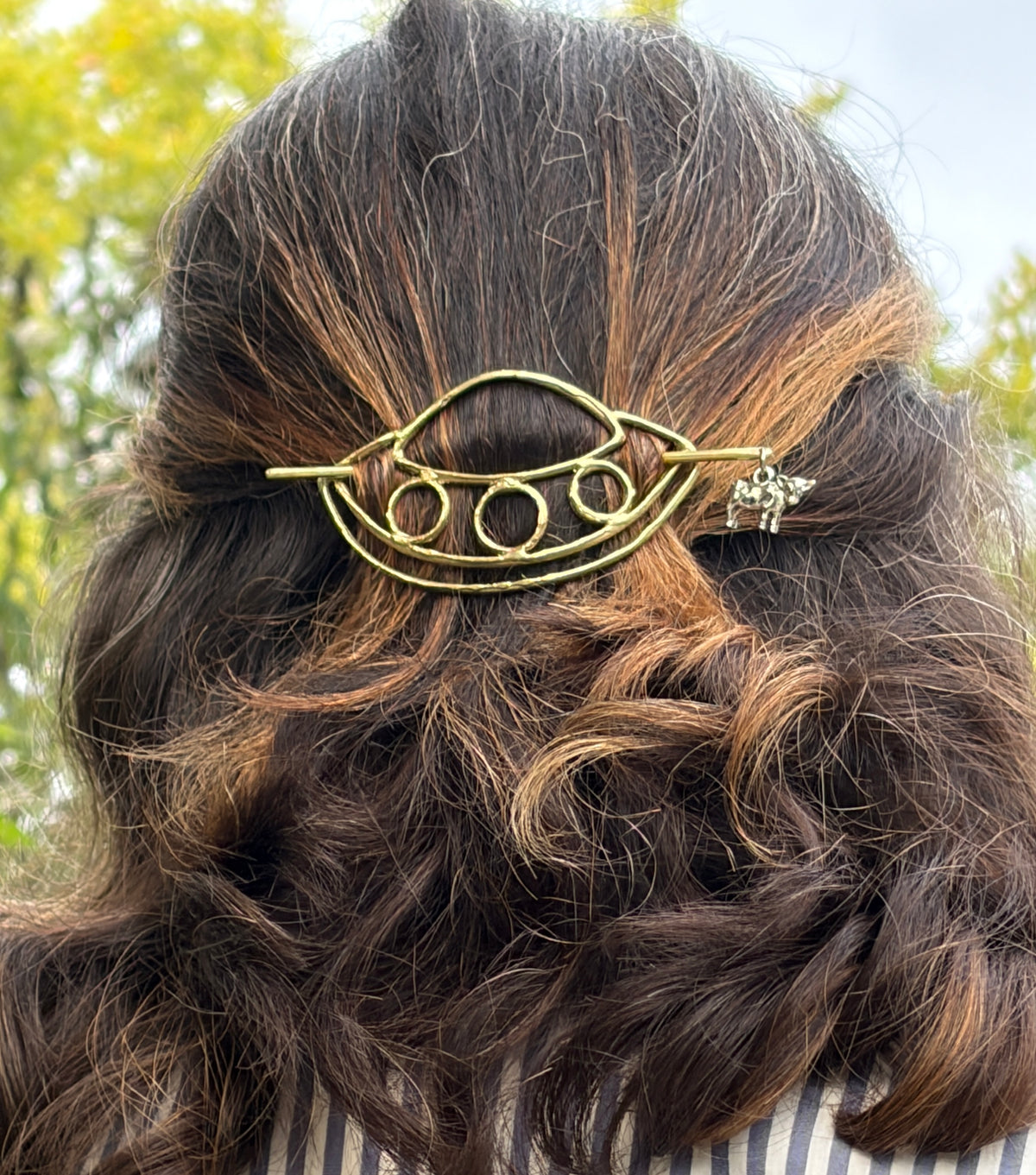 UFO hair pin