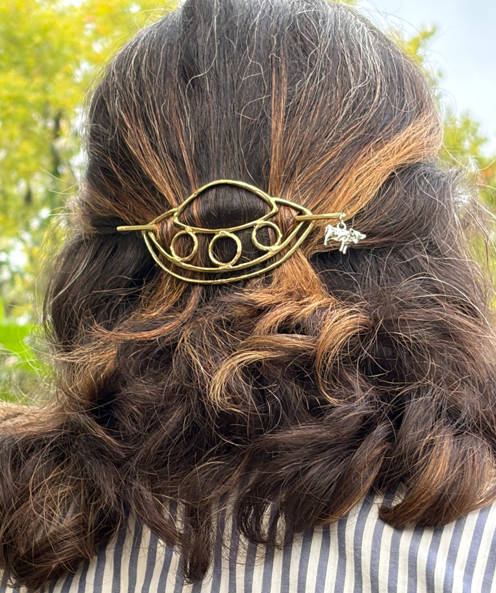 UFO hair pin