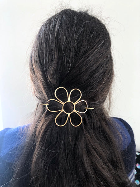 Flower Hair Side Set with Hair Pin and Big Brass Daisy