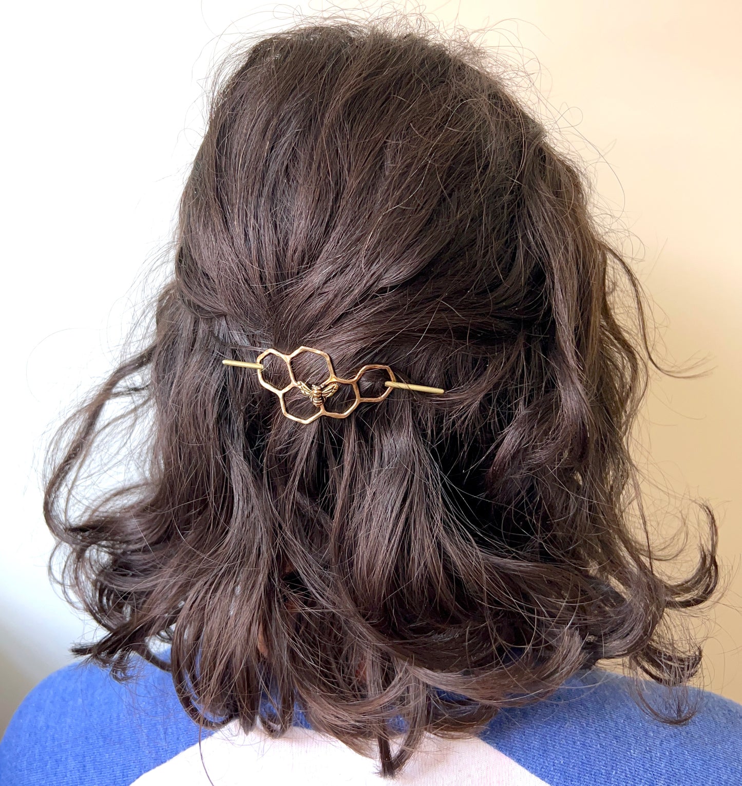 Small Honeycomb Hair Slide in Brass